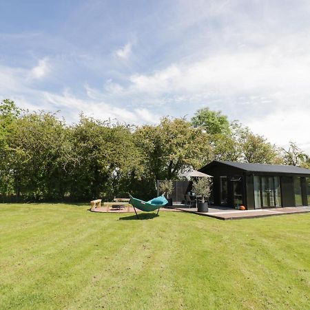 The Tractor Shed Villa Устър Екстериор снимка